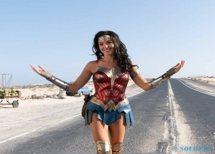 Profil Gal Gadot Pemeran Wonder Woman - Solopos.com | Panduan Informasi dan  Inspirasi