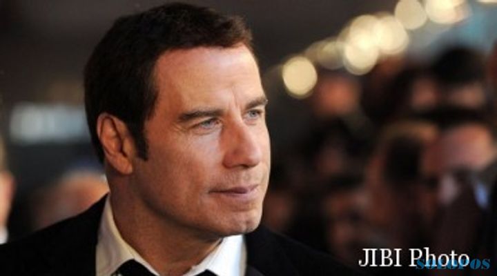 John Travolta jadi Perampok Romantis di Film Cash Out