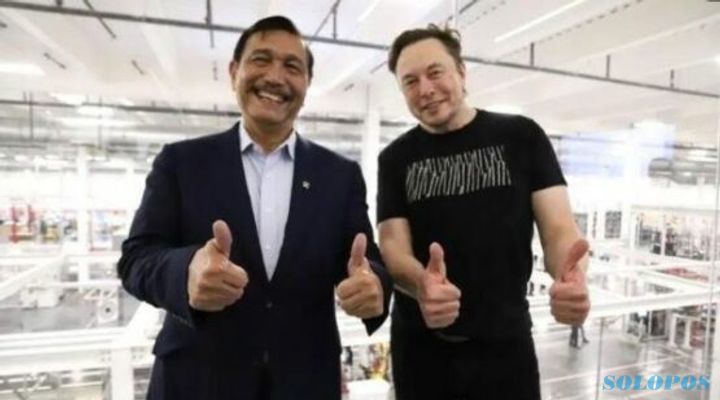 Info Soal Investasi Tesla, Luhut: Belum Saya Buka