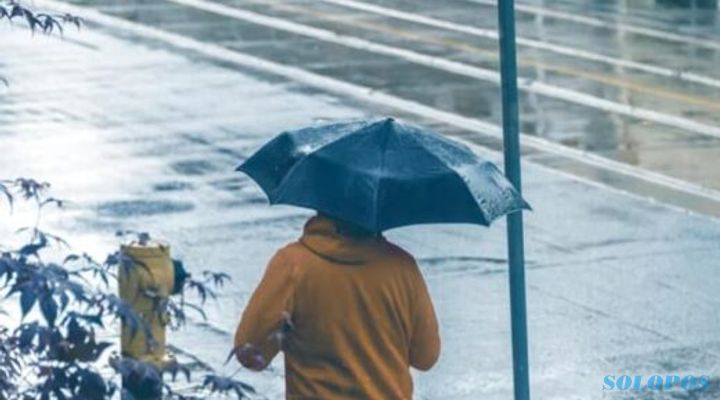 Siapkan Payung, Prakiraan Cuaca Klaten Hujan Siang hingga Malam Kamis 25 April