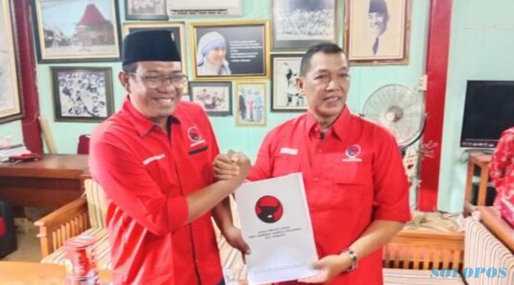 Muchus Eks Wartawan Senior Solo Daftar Bakal Cawawali Solo 2024 Lewat PDIP