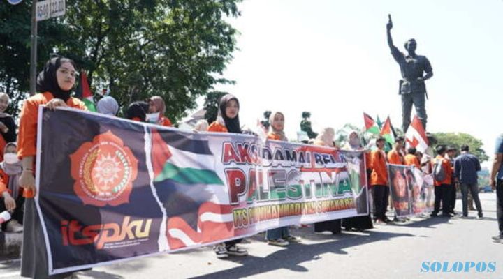 ITS PKU Muhammadiyah Surakarta Dukung Aksi Damai Bela Palestina<