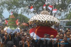 Grebeg Syawal Keraton Kasunanan