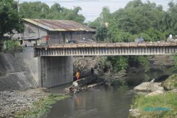Penyelesaian jembatan komplang