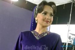 Siti Nurhaliza dihadiahi plat nomor Rp 185 Juta