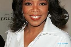 Oprah Winfrey bagi-bagi uang Rp 91 juta untuk semua karyawan