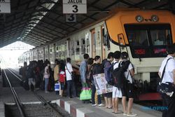 MUDIK 2017 : Stasiun-Stasiun Daops Madiun Masih Padat Pemudik hingga Lebaran