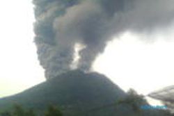 Debu letusan gunung Sinabung berbahaya