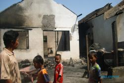  Dua rumah ludes dilalap api, kerugian ratusan juta