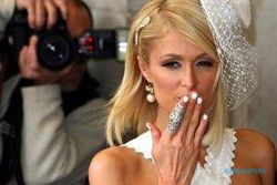 Cincin Pertunangan Rp27,4 Miliar Paris Hilton Hilang Saat Dugem