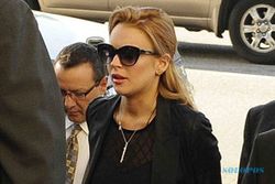 Lindsay Lohan tertangkap kamera konsumsi heroin