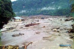 PMI kirim bantuan Rp 2,5 miliar untuk korban banjir Wasior 