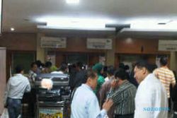 Penumpang Garuda menumpuk di Bandara Semarang 