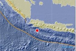 Gempa 5,7 SR guncang Sukabumi 