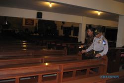 INSIDEN TOLIKARA : Wah, Tugas Polisi Magelang Kini Kawal Gereja!