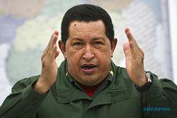 Chavez kecam serangan NATO atas Khadafi 