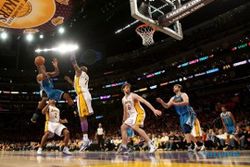 Gasol dicibir, Lakers tumbang di kandang