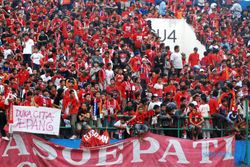 Pasoepati kirim 100 anggota ke Surabaya