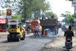 DPU Provinsi perbaiki ruas jalan Solo-Purwodadi