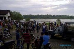 Perahu terbalik di Sungai Bengawan Solo, 1 ditemukan tewas