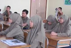 SMP Muhammadiyah PK Solo adakan training jurnalistik