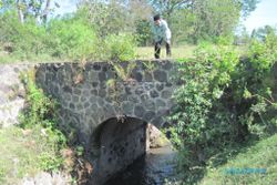 Jembatan Banyurejo rusak parah