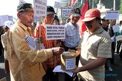  DEMO PENSIUNAN