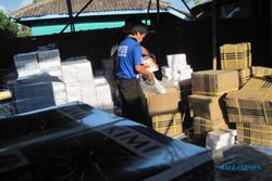 KURIKULUM 2013 : Disidk Kota Semarang Tetap Distribusikan Buku Pelajaran  