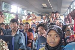 BUS TRANS SEMARANG : Dishubkominfo Kota Semarang Bakal Buka Koridor Baru 