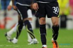 Cedera lutut, Sandro absen tiga bulan