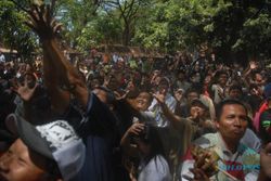 BEREBUT GUNUNGAN GREBEG SYAWAL DI TAMAN JURUG