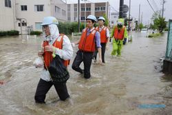 Topan Roke dekati Jepang, 1,3 juta warga diminta mengungsi