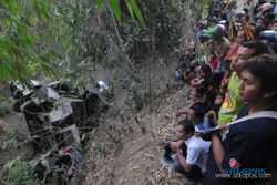 KECELAKAAN BUS PENGANTAR HAJI