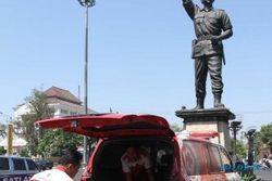  Satu jemaah haji asal Semarang dipulangkan dengan ambulans