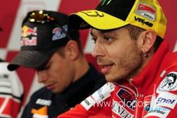 Rossi bakal kenakan 'helm spesial Simoncelli'