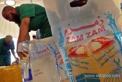 HAJI 2015 : 130.830 Liter Air Zam-Zam Didistribusikan Melalui Debarkasi Solo