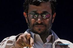   Ahmadinejad kecam laporan IAEA soal nuklir 