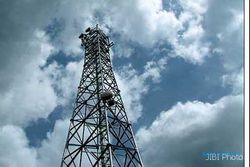 Nekat! Siswa MAN di Sleman Panjat Menara Internet Setinggi 16 Meter