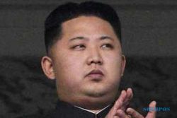 Obesitas, Kim Jong Un Alami Retak di Pergelangan Kaki