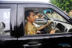Kamis, Jokowi Antar Esemka Ke Jakarta 
