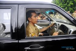 Jokowi Siap Jadi Brand Ambassador Mobil Esemka