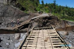 Waduh, Pembangunan Jembatan di Selo Molor