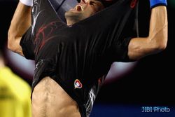 AUSTRALIA TERBUKA: Pertarungan hampir 6 jam, Djokovic Juara 