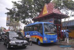 PNS Wajib Pakai Transportasi Massal