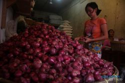 HARGA KEBUTUHAN POKOK : Jelang Ramadan, Bawang Merah Rp35.000/kg