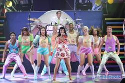 KATY PERRY: Wujudkan Konser Teenage Dream Bernuansa Candy Land