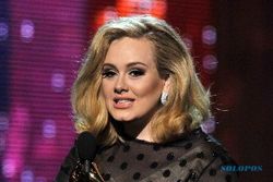 Borong 6 Piala, ADELE Berjaya Di GRAMMY AWARD 2012