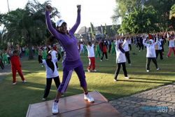  AGAR TAK MUDAH STRES Luangkan Empat Jam untuk Olahraga