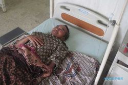 BENCANA LONGSOR: Tragisnya Nasib Atmo Sadiyo, Rumah Hancur dan Tulang Rusuk Patah
