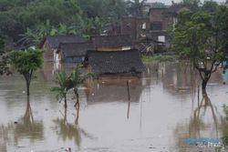 BANJIR BENGAWAN SOLO: BPBD Bojonegoro Pantau Dampak Banjir Bengawan Solo